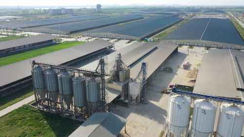 简爱加码高端酸奶 4亿元自建工厂明年投产，全面布局上游供应链